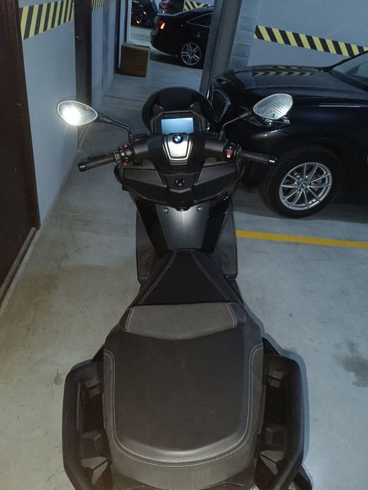 Скутер BMW C 400 gt