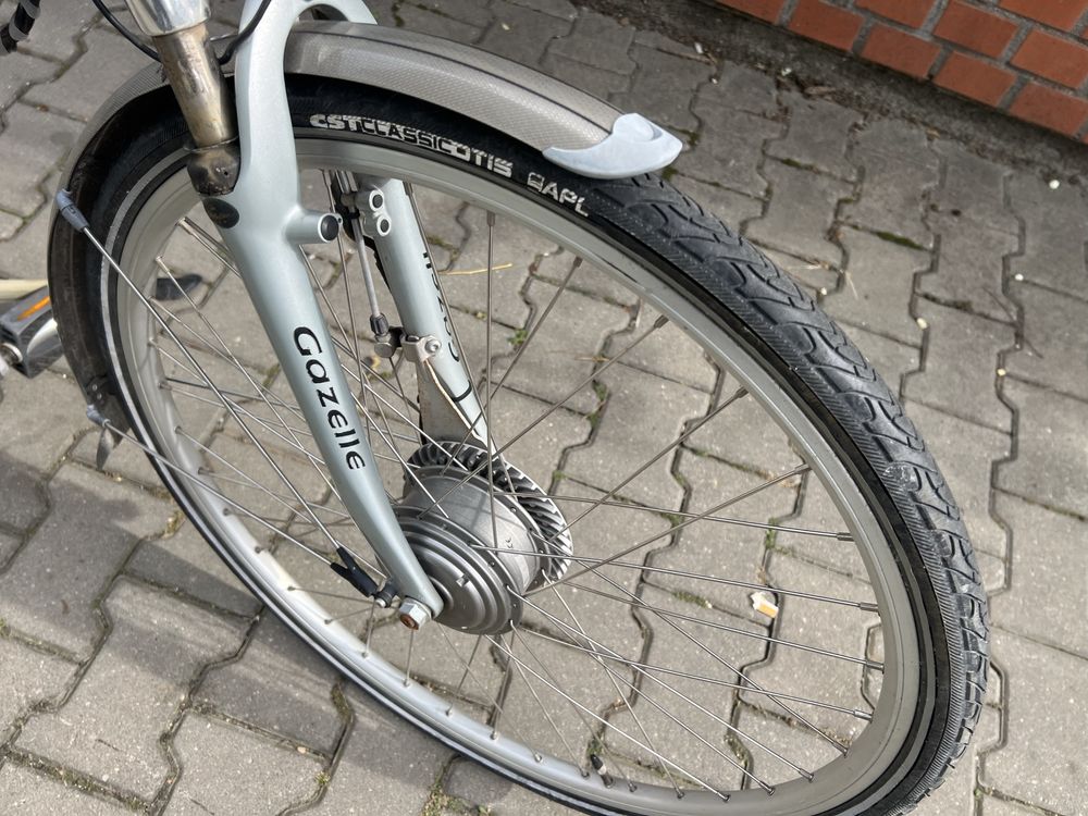 Rower elektryczny GAZELLE SAPHIR 36V z manetką, bateria do naprawy
