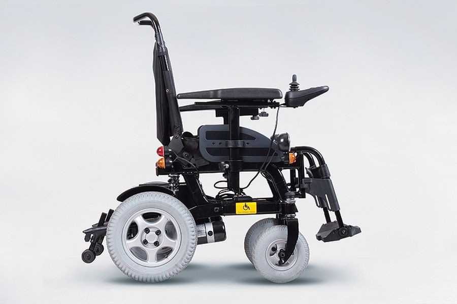 Elektryczny wózek inwalidzki Vitea Care Limber. Aktywny samorząd