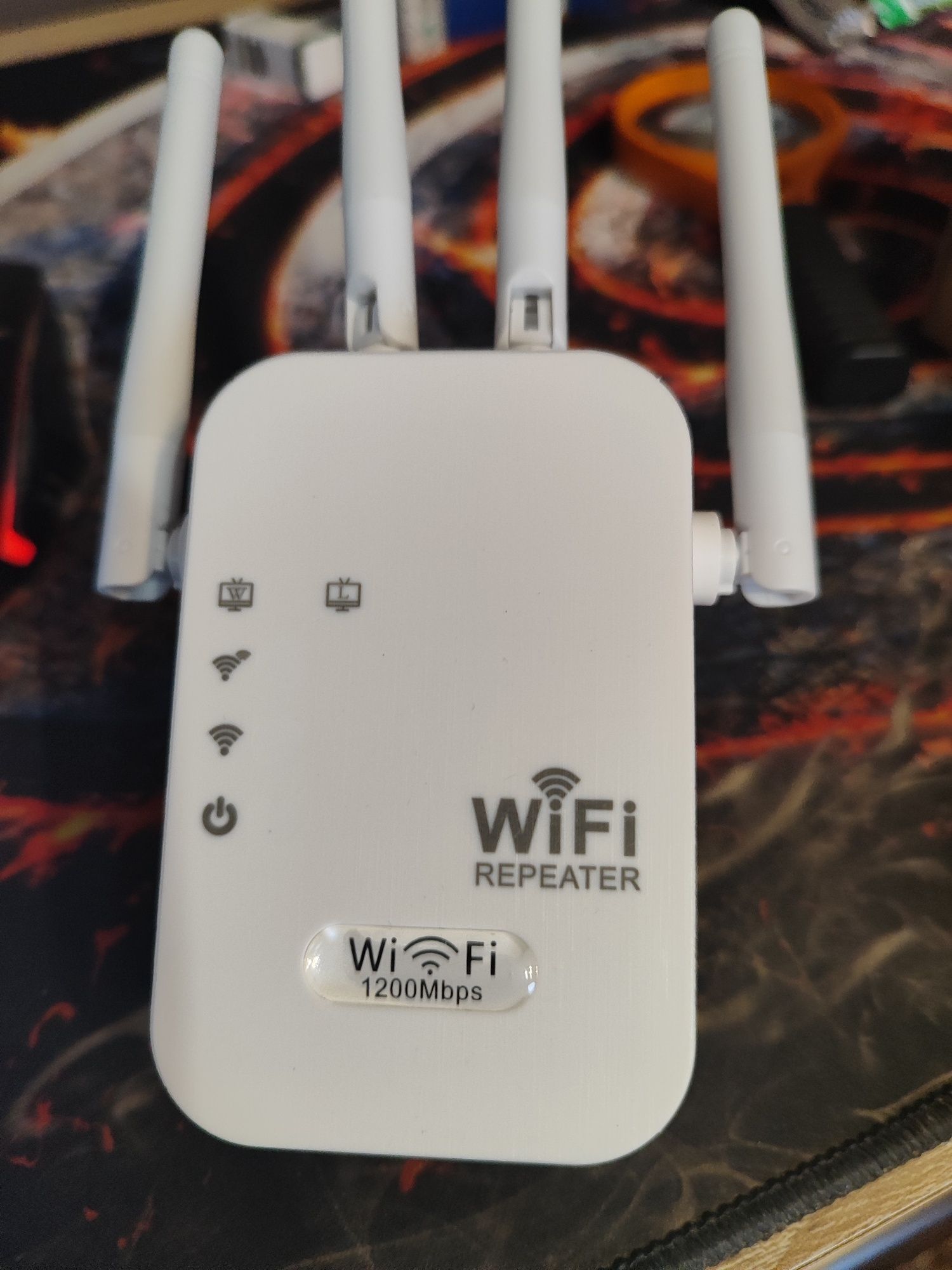 WZMACNIACZ SYGNAŁU Wi-Fi repeater 1200mb 2.4G 5G