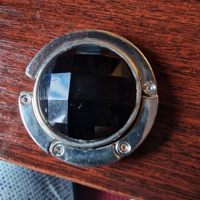 Składany uchwyt haczyk wieszak podblatowy na torebkę, a’la brylant