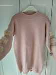 Różowy sweter z futerkiem tunika Rose Boutique