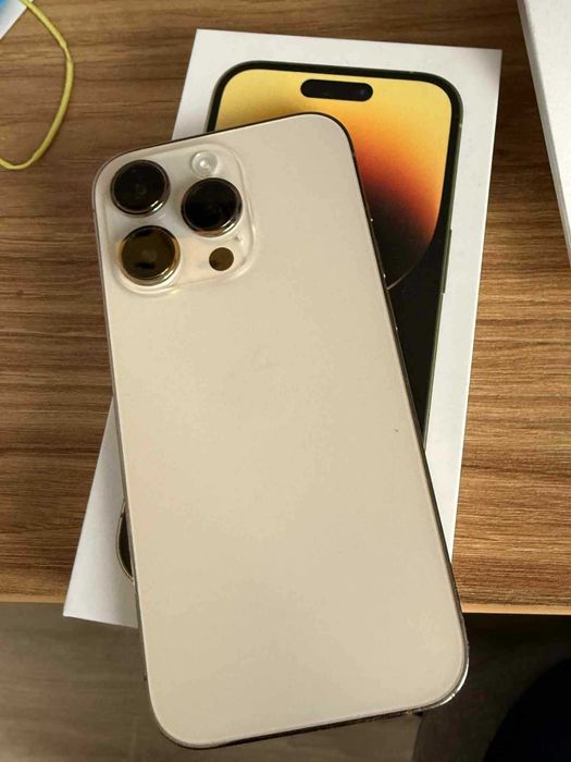 iPhone 14 Pro  256 GB  Gold  Pęknięty róg ekranu (dotyk OK)
