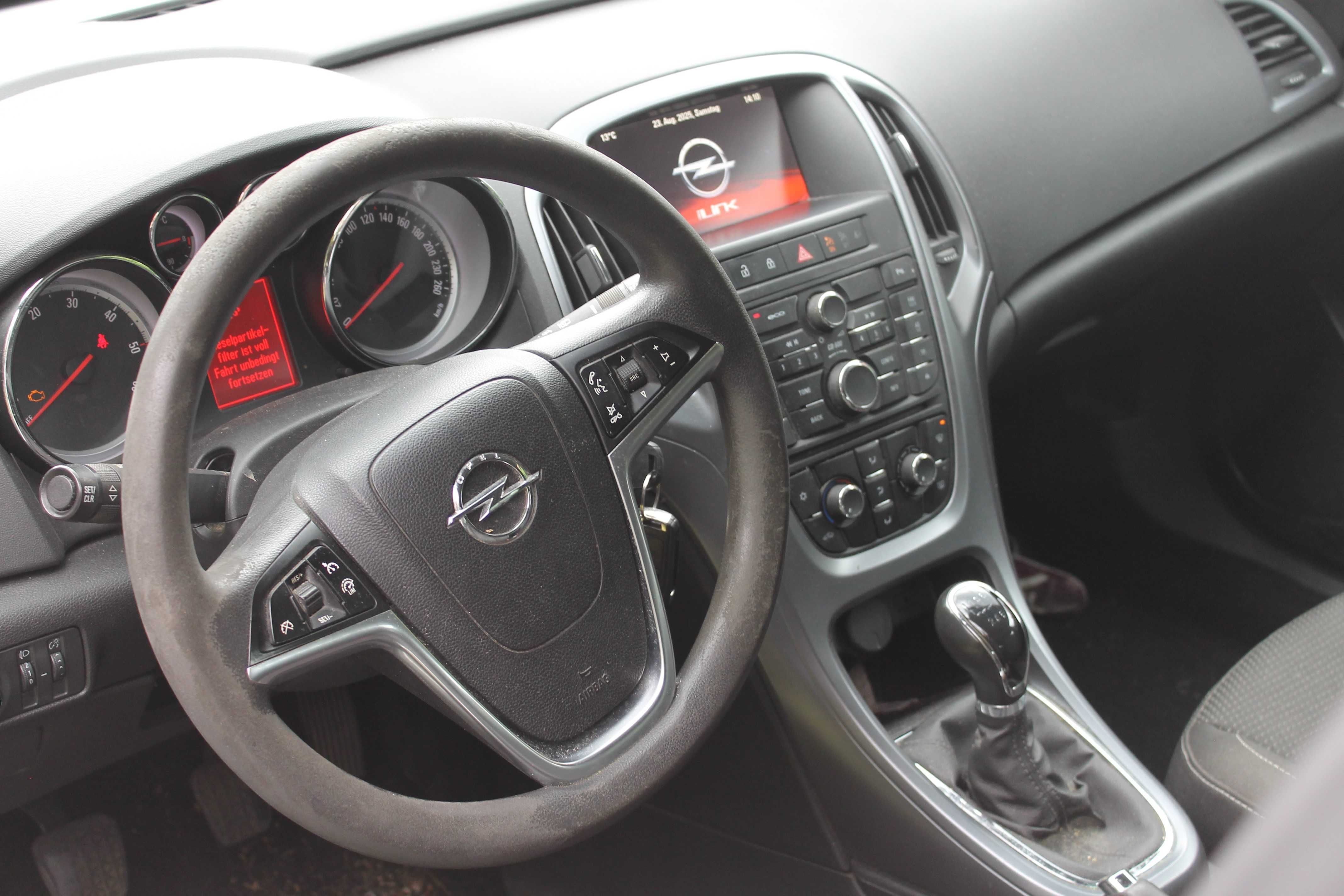 Opel Astra 1.6 Diesel Bez Rdzy  Zadbana - Euro 6 - 2015r - Czytaj Opis
