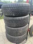 Komplet opon zimowych 205/55 R17 Dunlop