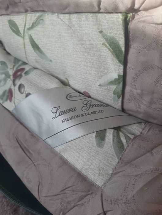 Постіль Laura Grand з 2-ма ковдрами