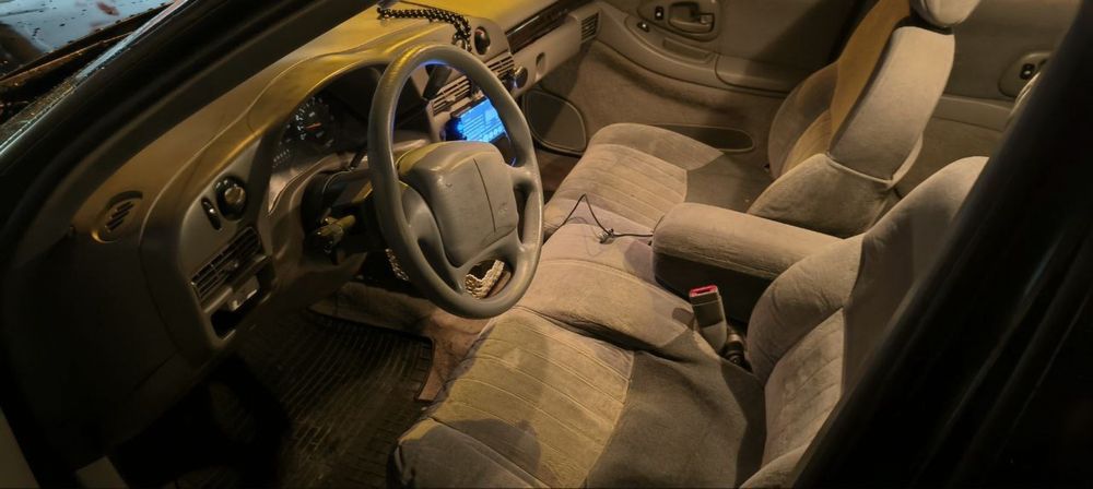 Продам Chevrolet Llumina 1995 полностью на ходу с Украинскими номерами