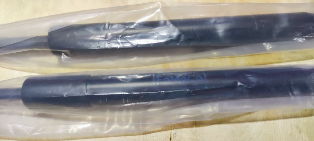 Siłowniki Amortyzator pokrywy bagażnika Ford Mustang 2020 FR3B