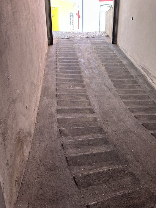 Garagem no centro da Marinha Grande