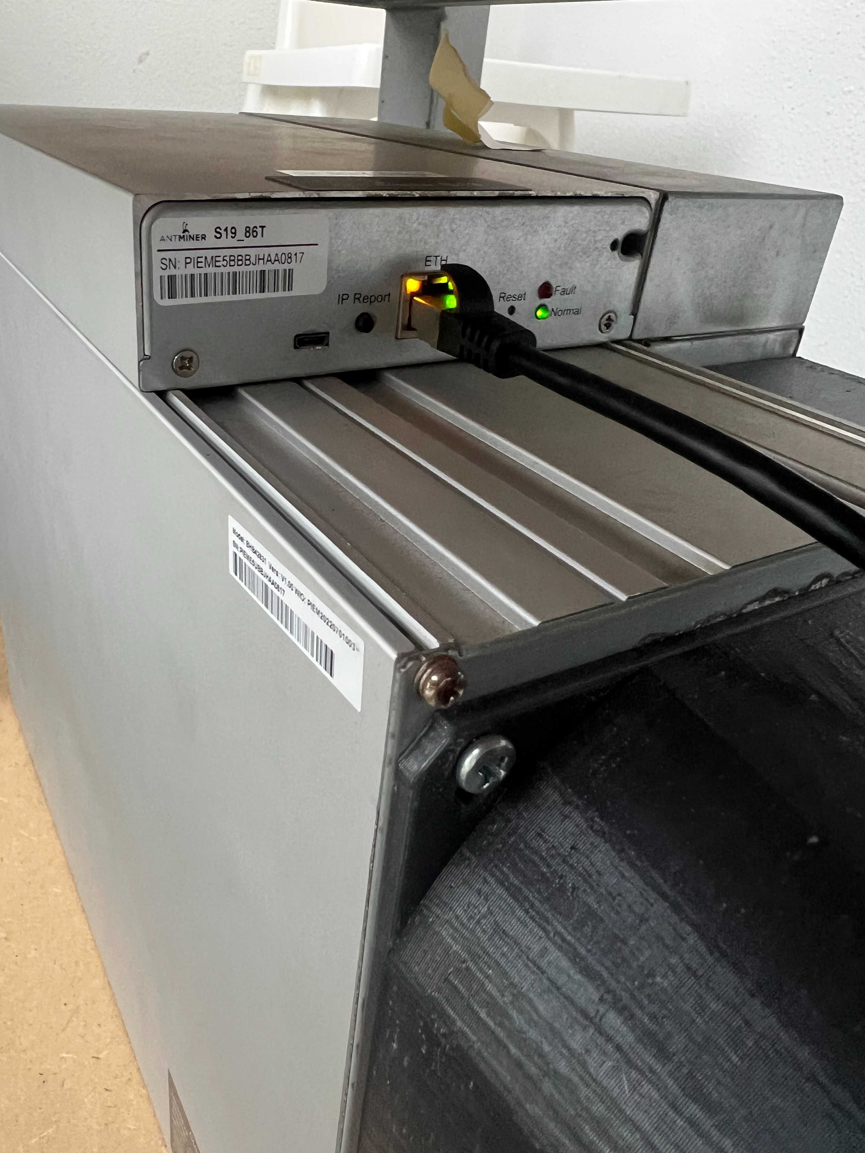 Mineradora Bitcoin Antminer S19 86T