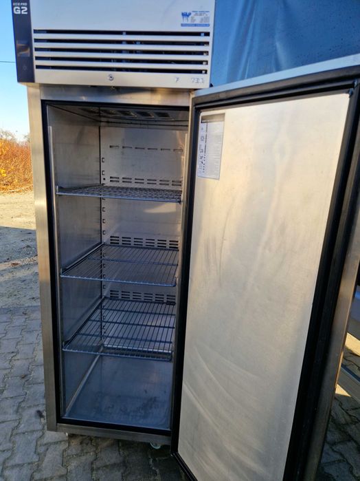 Szafa chłodnicza NoFrost Gastro-710 litr.chłodnia,zamrażarka