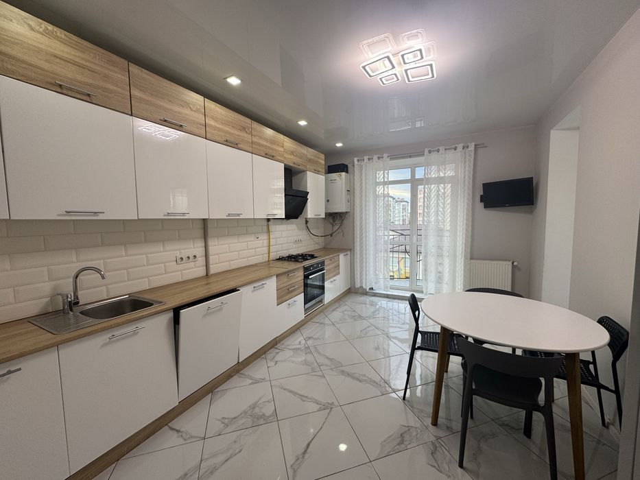 Продаж двокімнатна квартира Калинова Слобода.