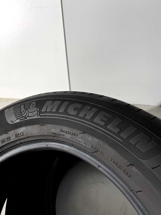 Pneus Michelin Primacy 4 - 215/65/17 - Excelentes