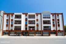 Apartamento T3 com garagem em zona de  Santa Clara