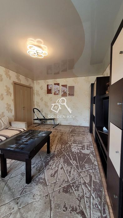 Продаж 4-кімнатної квартири на пл.Артема