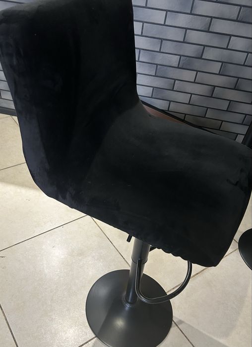 Стильний барний стілець  для кафе та ресторанів