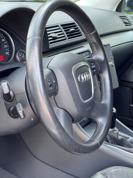 Audi a4 B7  1.6 MPI  Макимальна комлектація 2007 рік