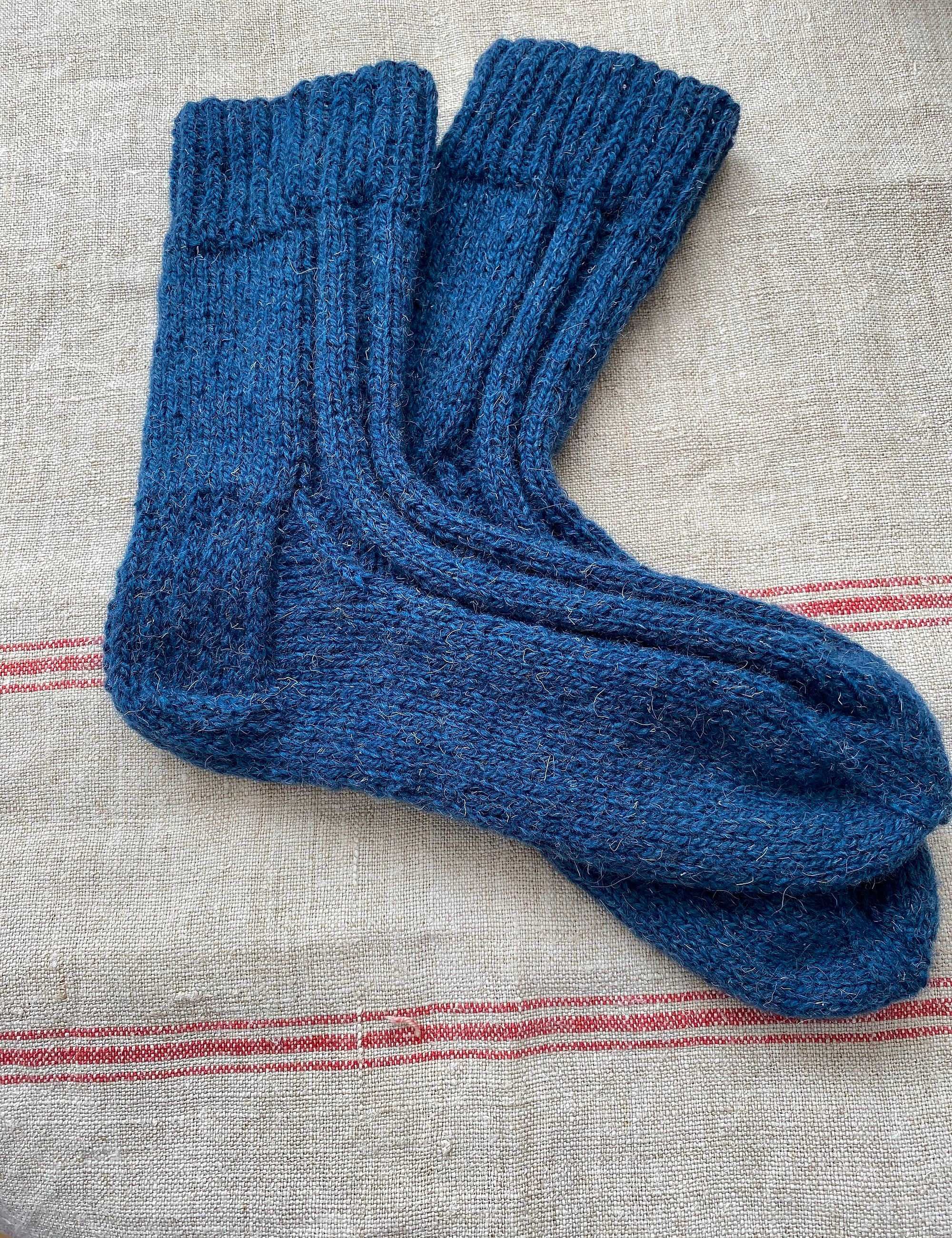 Шкарпетки з натуральної вовни без добавок.