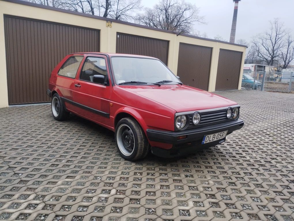 Volkswagen Golf 2