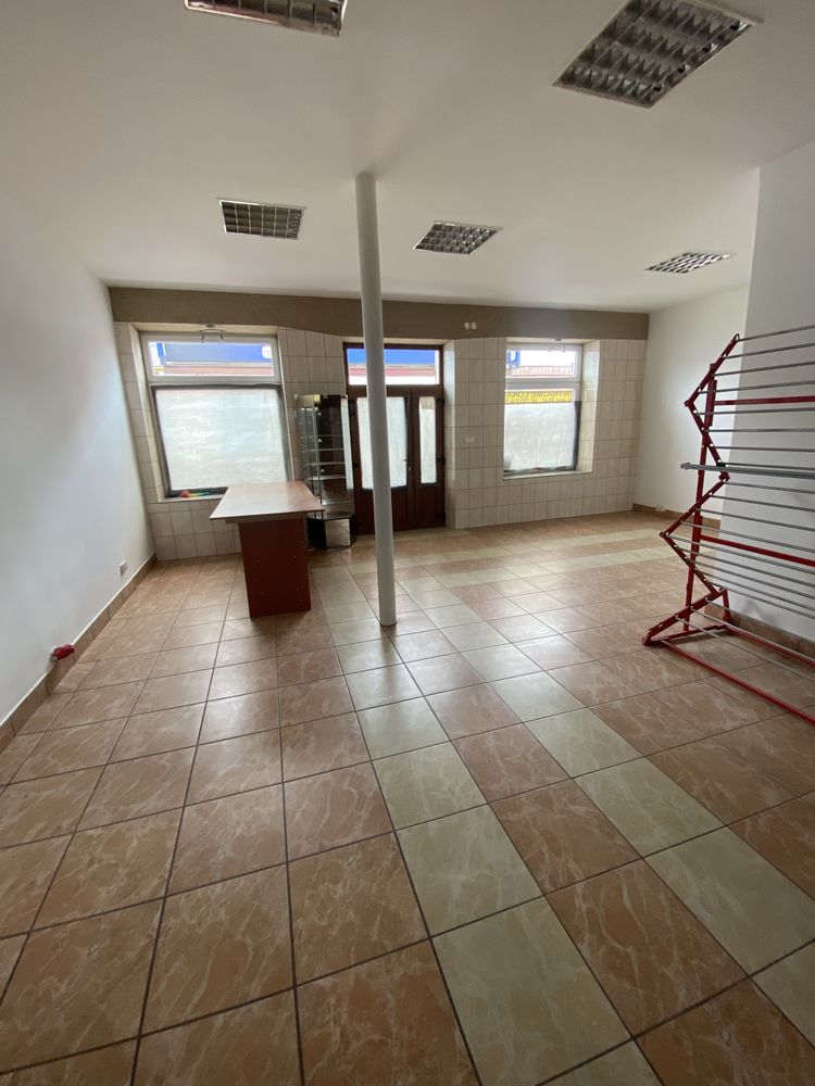 Wynajme lokal handlowy w centrum Żychlina