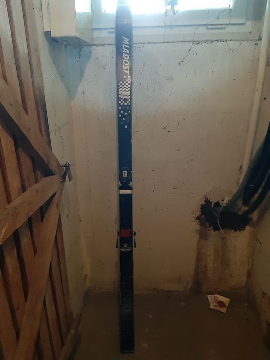 Narty zjazdowe 180 cm