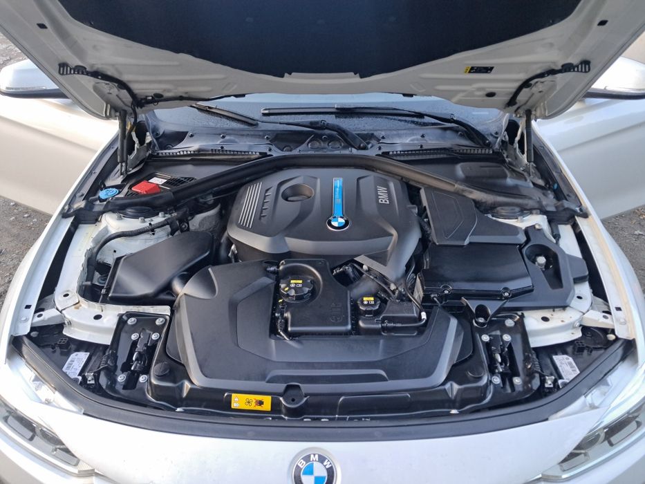 Продам BMW 330 e 2017 год 58 тыс км пробег!!!