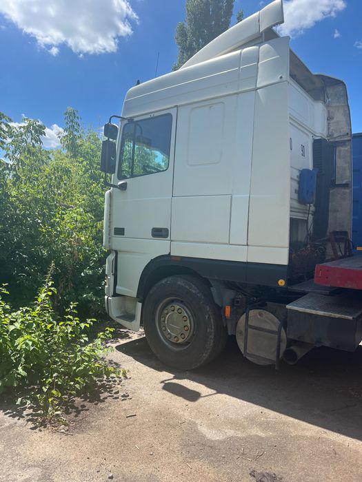 Продається ДАФ ХF 2000 р і полуприцеп