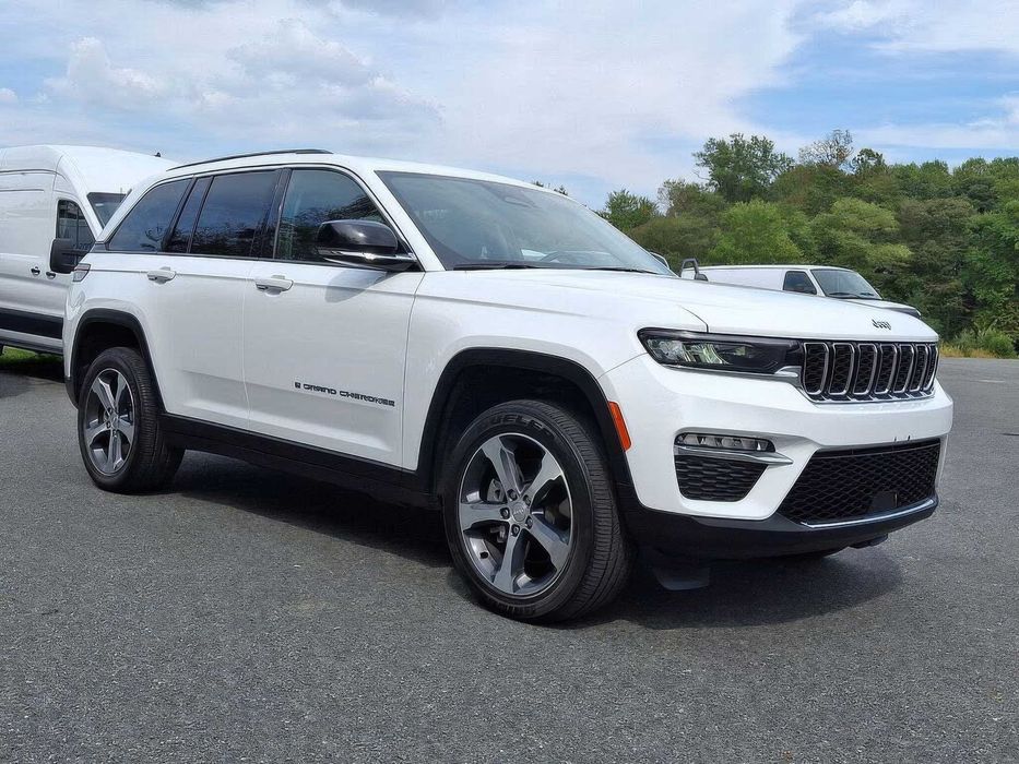 Jeep Grand Cherokee 4xe      2023