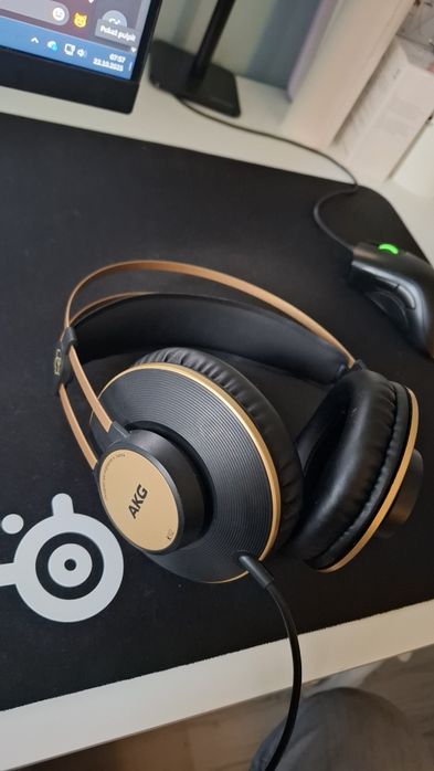 Słuchawki nauszne AKG K92 Brązowo-czarny