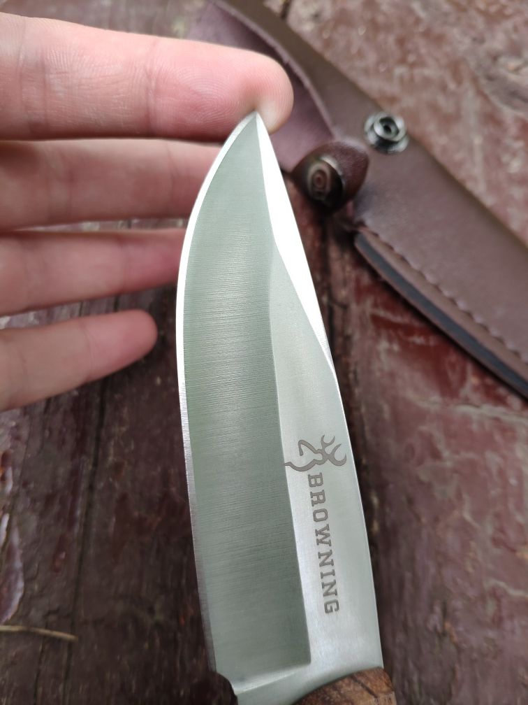 Охотничий нож Browning Hunter 56HRC + ножны
