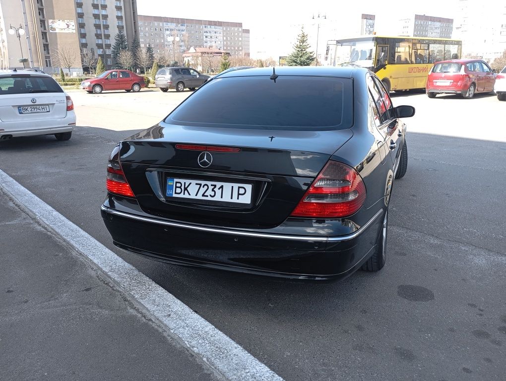 Продам мерседес бенс