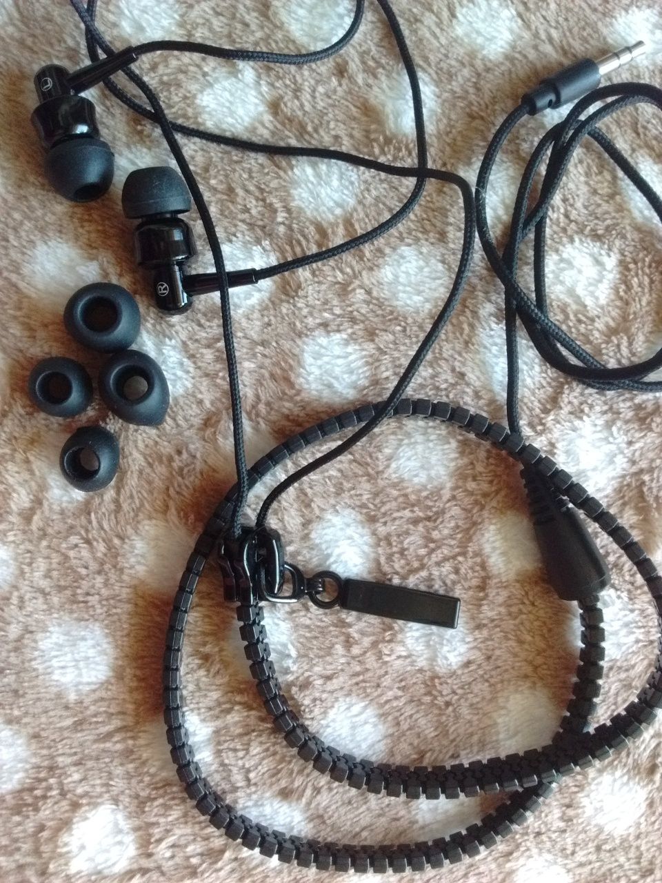 Auriculares novos ziper