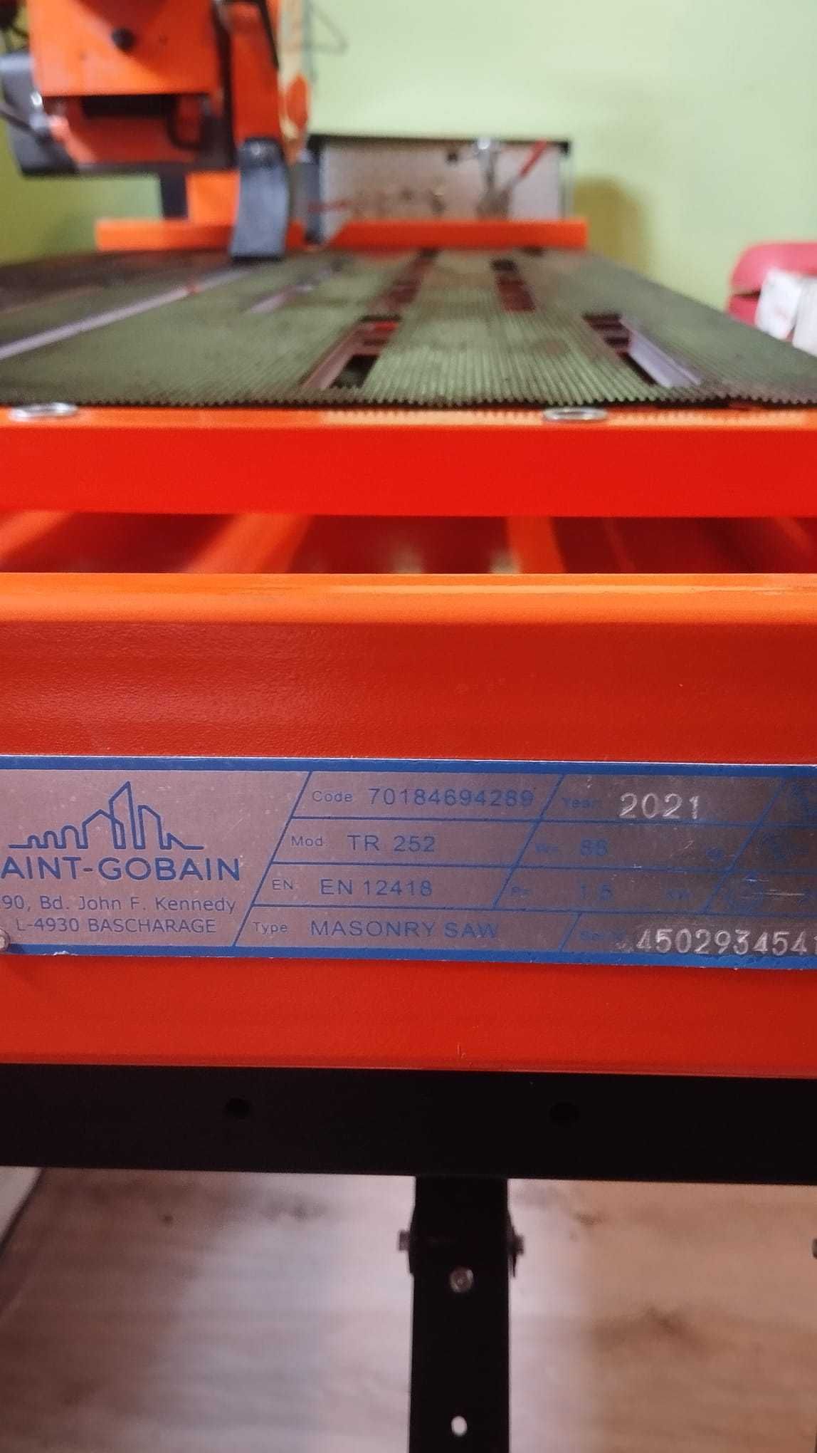 #AKTR252 - Przecinarka do płytek 250mm 1500W TR 252