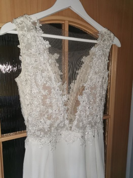 Suknia ślubna 2018 Agnes Bridal rom.38