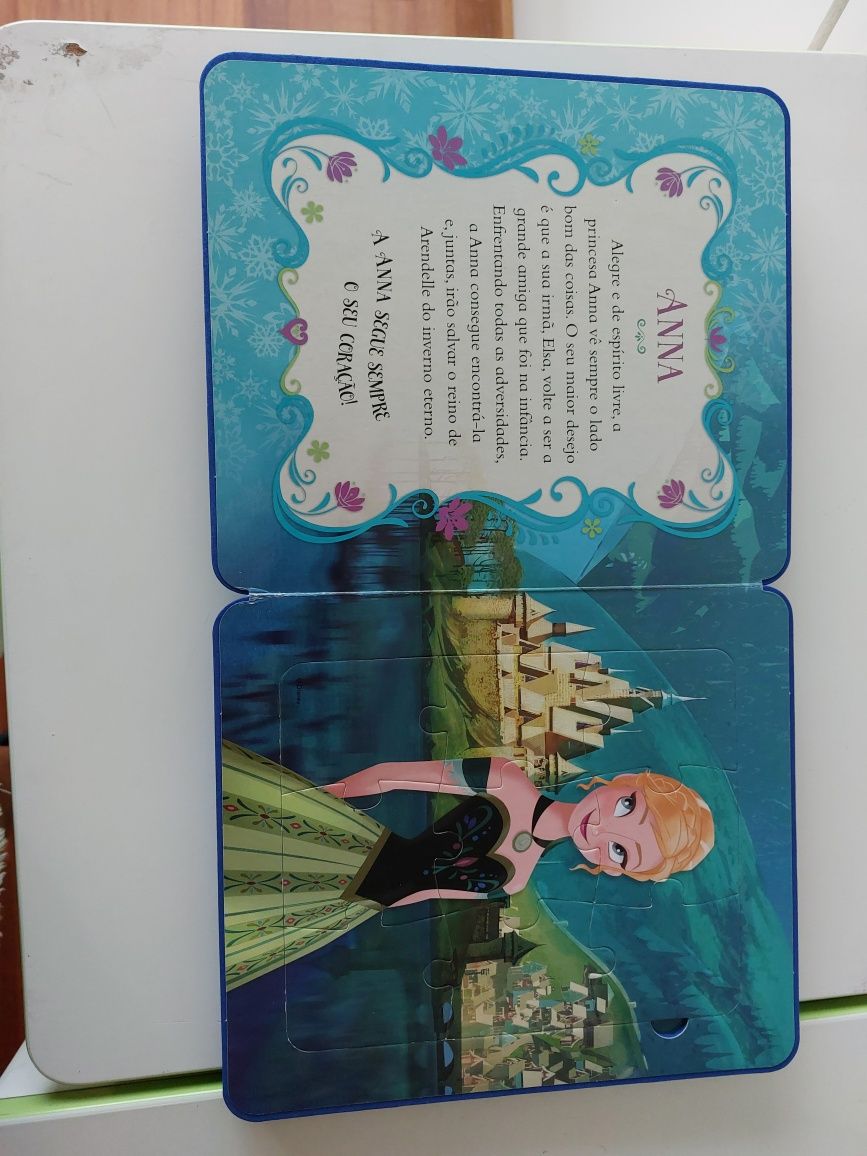 Livro Puzzle Frozen