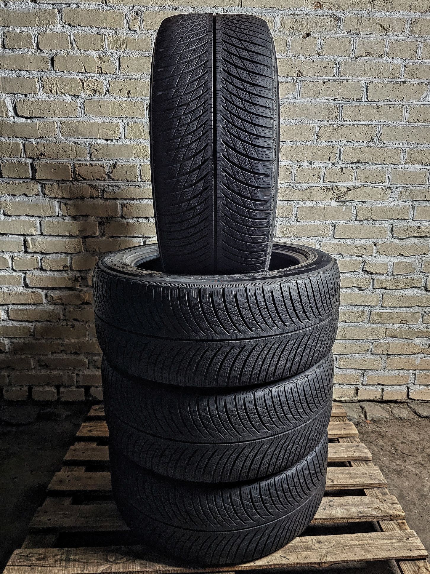 Зимові 275/45r20 Michelin | 2023 | 6.5mm | Hungary | Преміум шини