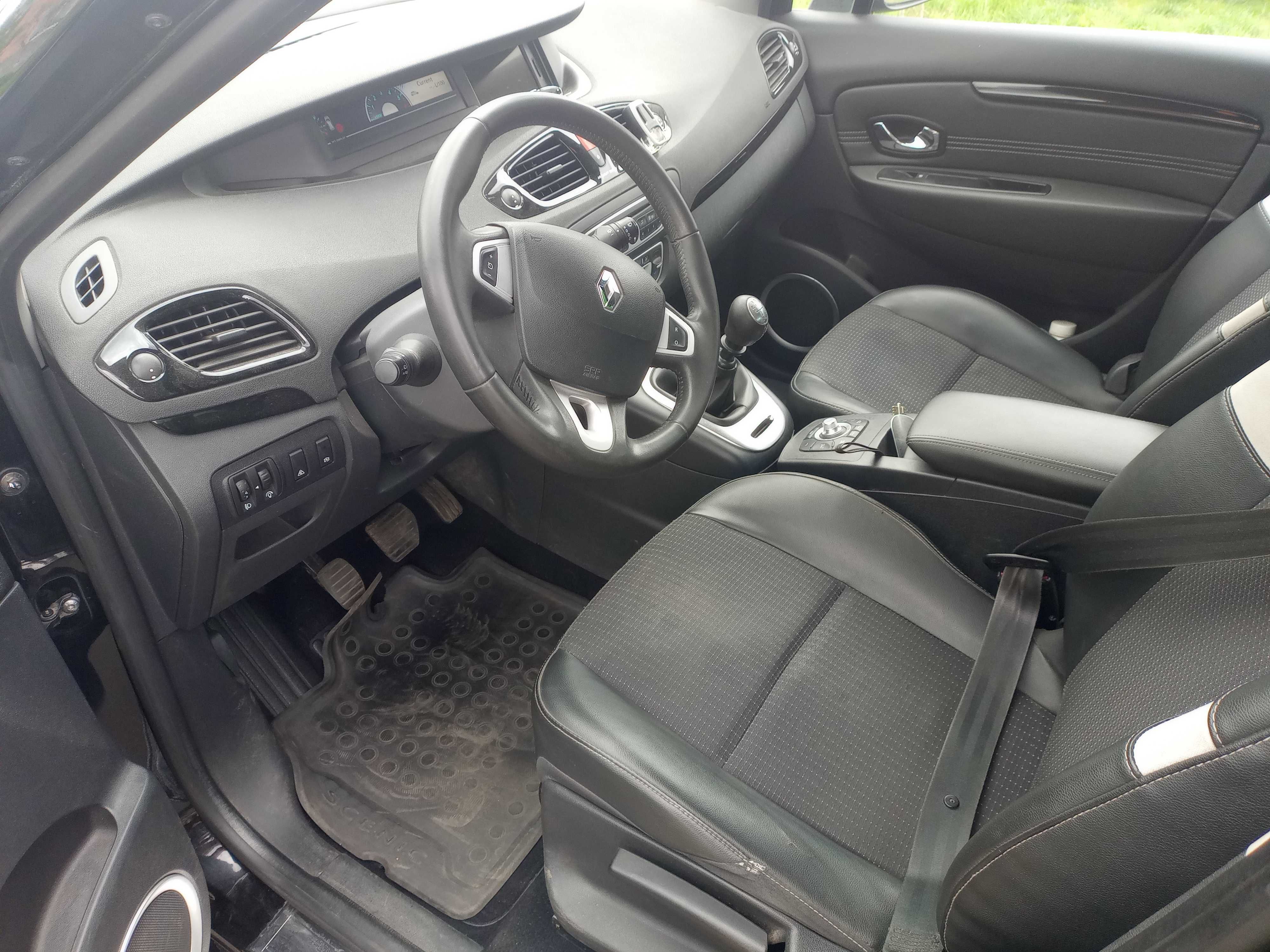 Renault Megane Scenic )2011 р.в. дизель).