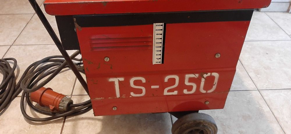 Spawarka transformatorowa TS-250 zwojona miedzią