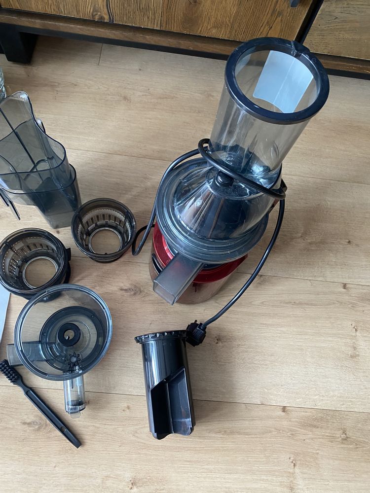 Wyciskarka wolnoobrotowa  SFL-700