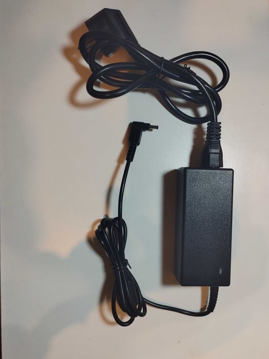 Оригінальний блок живлення  Acer (A11-065N1A) / VINGA  19V, 3.42A, 65W