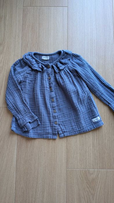 Bluzka Newbie elegancka niebieska, r.86, długi rękaw, guziki, muślin