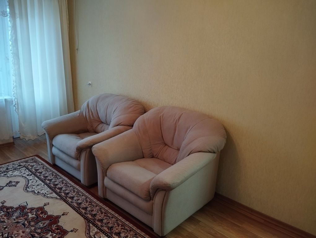 Продам 1 комнатную квартиру на Левом берегу