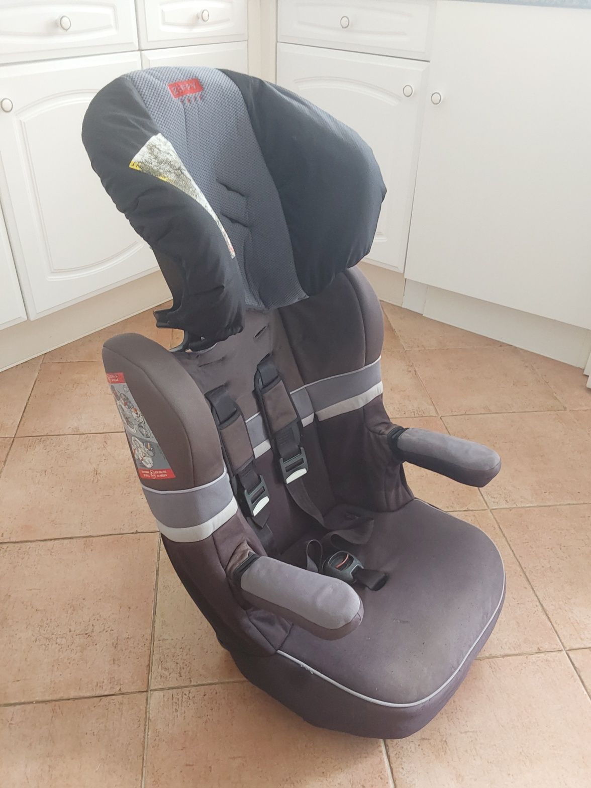 CADEIRA AUTO CRIANÇA/BEBÉ Dos 9-36kg. Segurança,Automóvel,Passeio,etc.