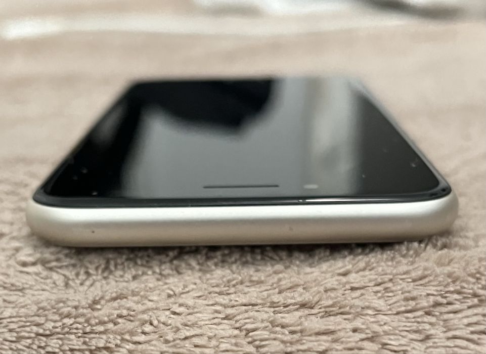 iPhone SE 3 (2022) 64GB Biały