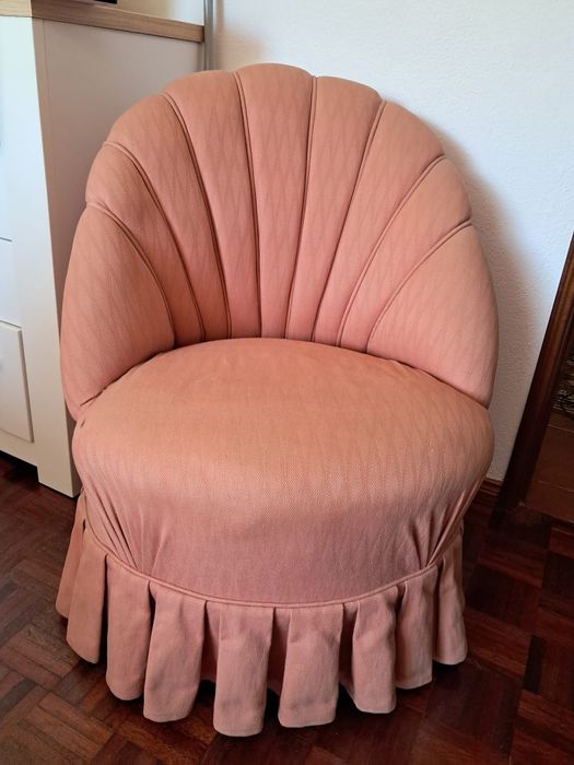 Sofá Poltrona rosa