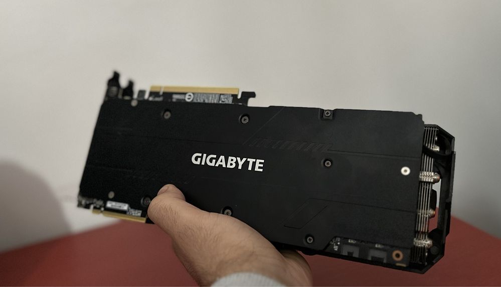 RTX 2070 SUPER gigabyte gaming oc 8g