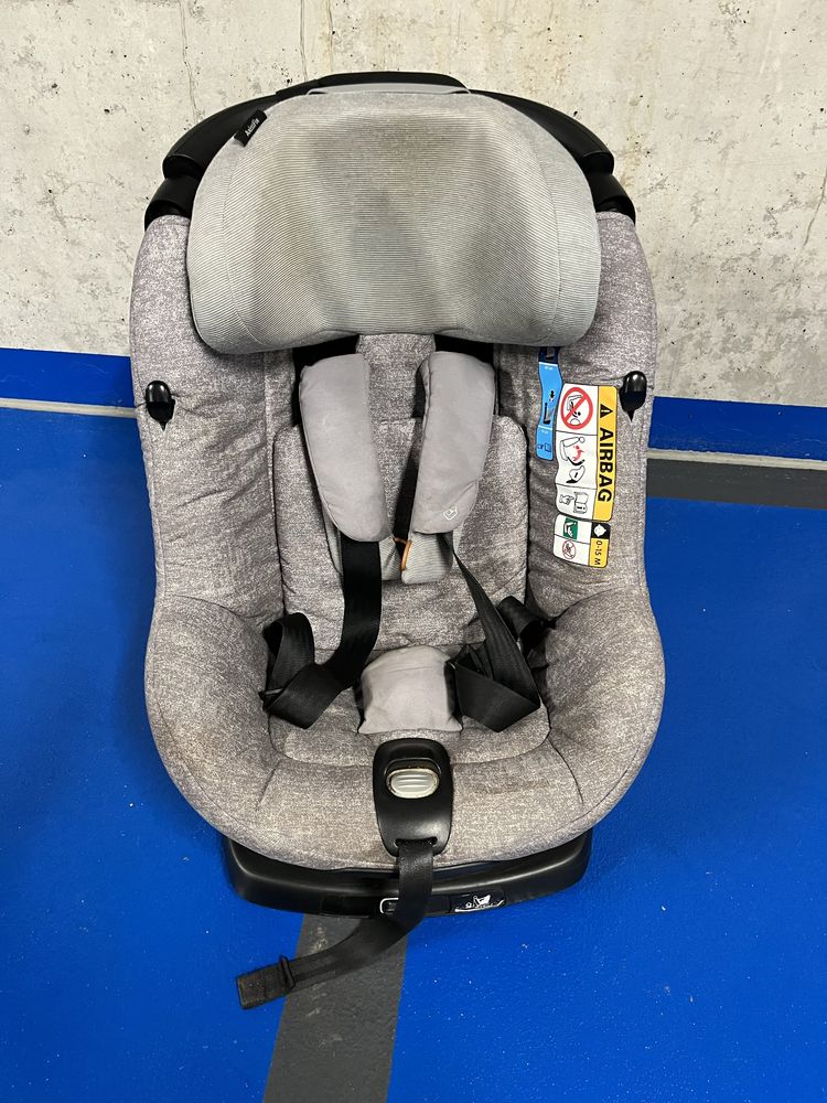 Fotelik Maxi Cosi Axiss fix obrotowy 360, 9-18kg