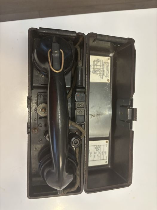 Niemiecki telefon polowy