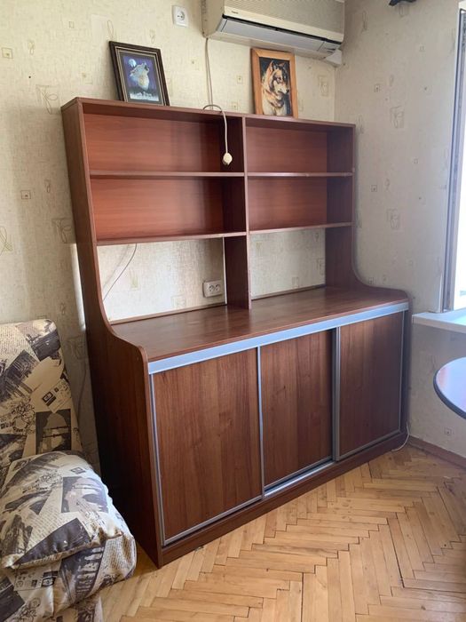 Комод-стелаж в гарному стані