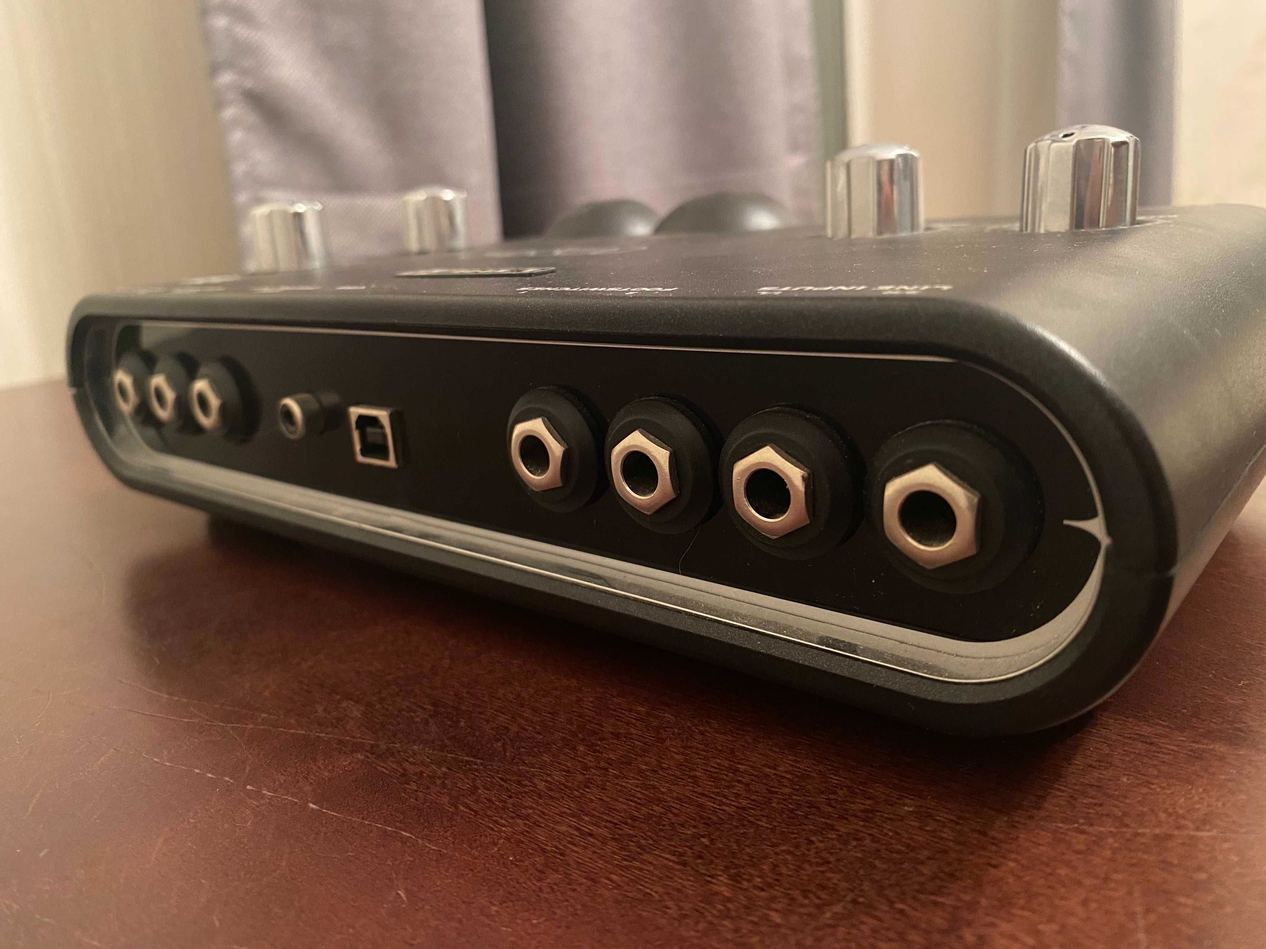 Аудіоінтерфейс Line 6 POD Studio UX2